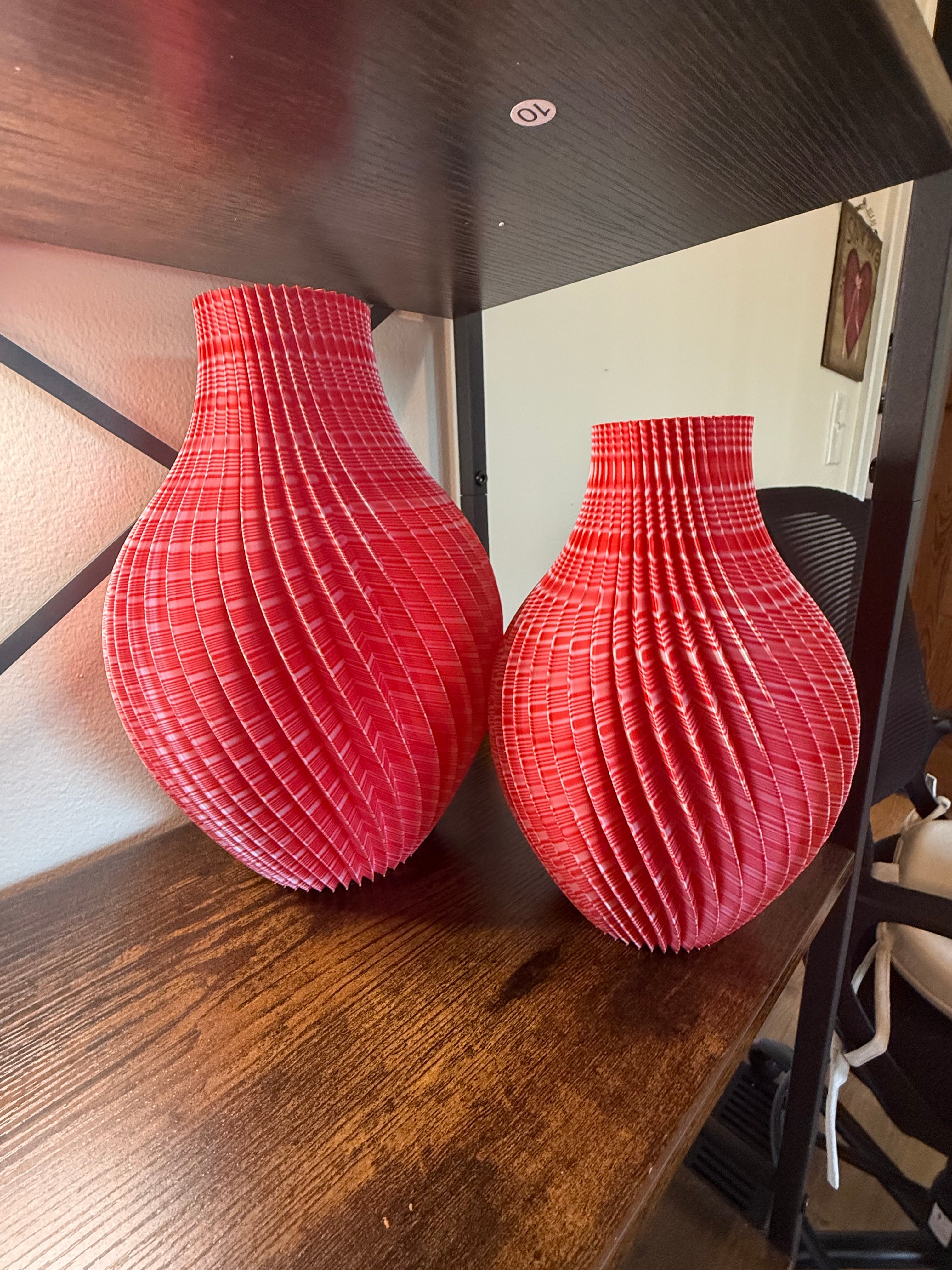 Spiral Flower Vase- Lg